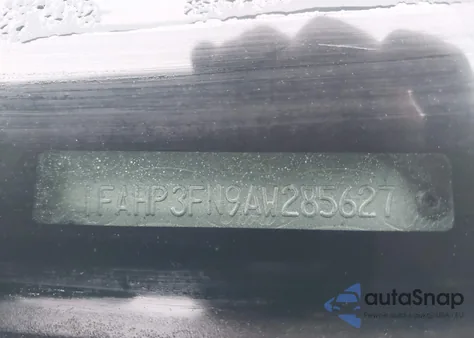 2010 Ford Focus Se z USA, uszkodzony, nr VIN 1FAHP3FN9AW285627